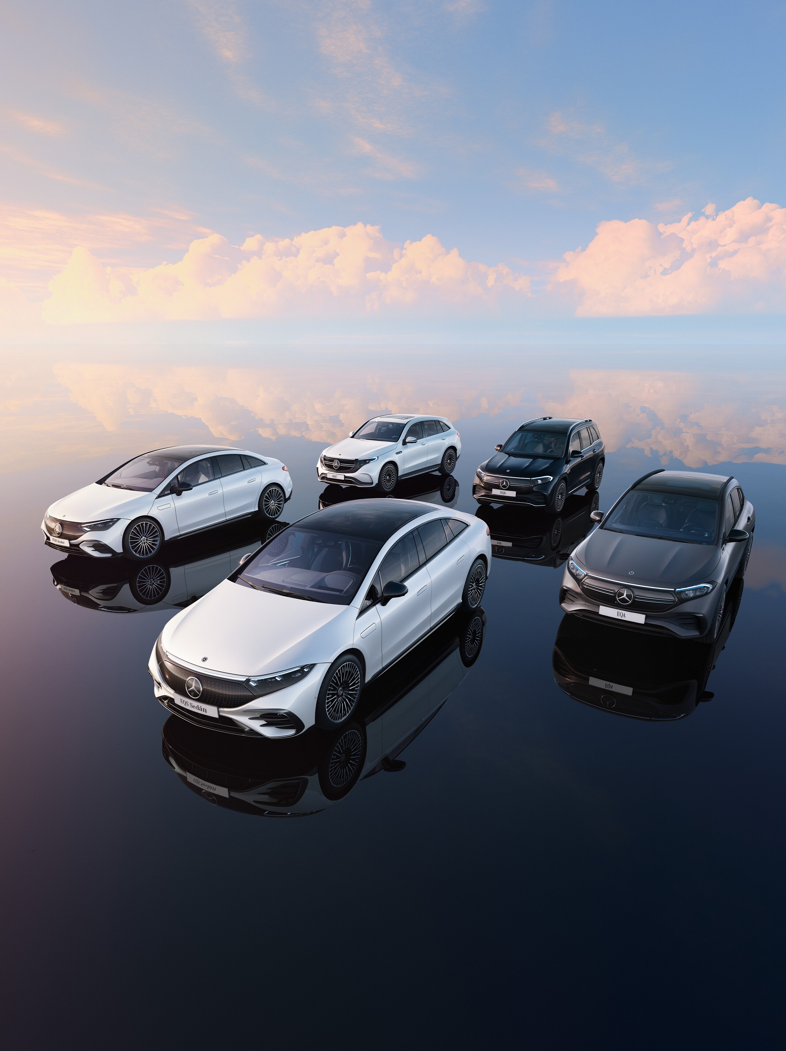 Modelos de vehículos eléctricos de Mercedes-Benz en un escorzo frontal