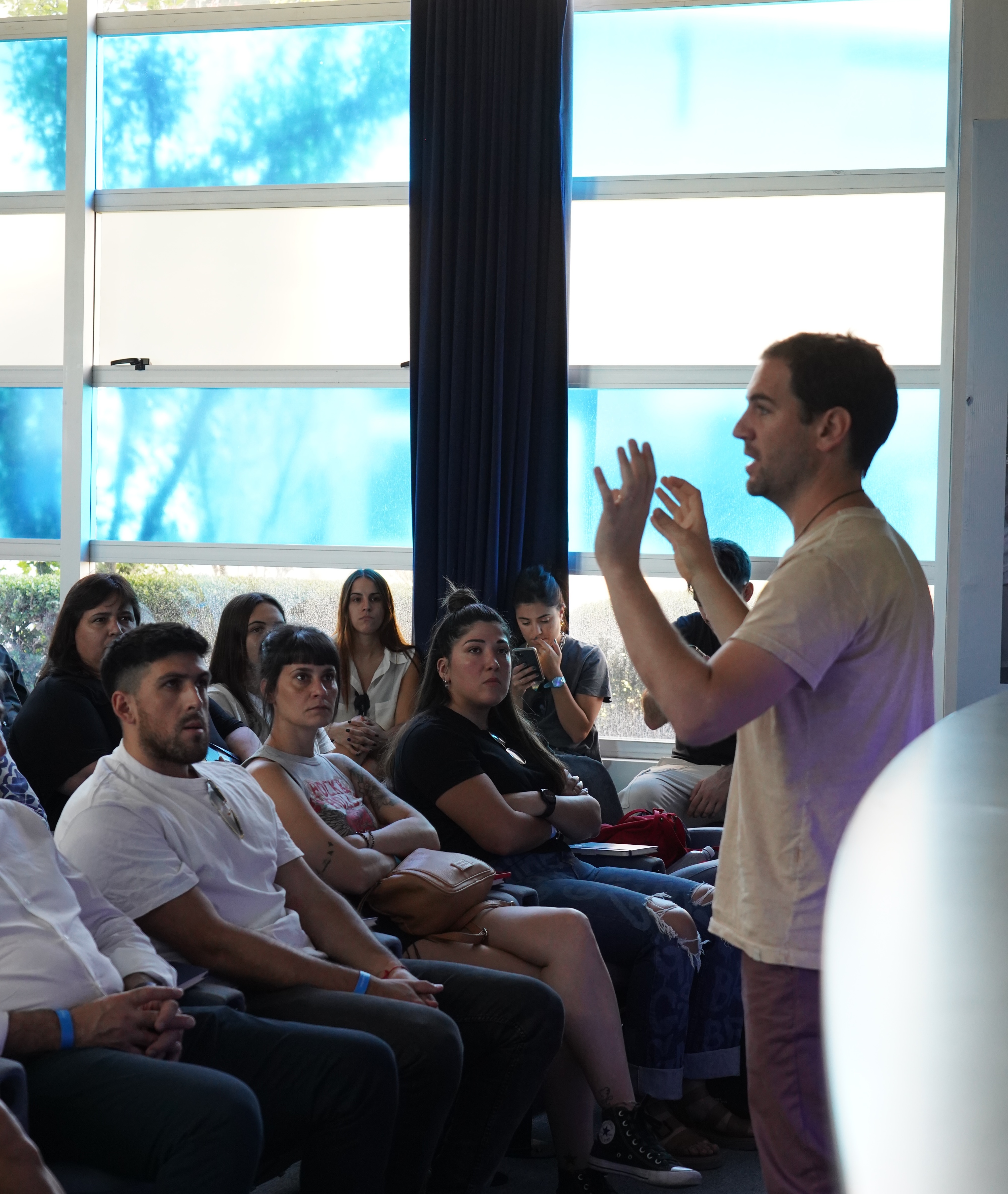 Reviví la charla con Sebastián Blasco Reviví la charla con Sebastián Blasco