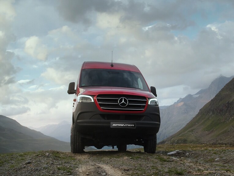 Asistente de Arranque en Pendientes | Sprinter Cargo Van | Mercedes-Benz Vanes