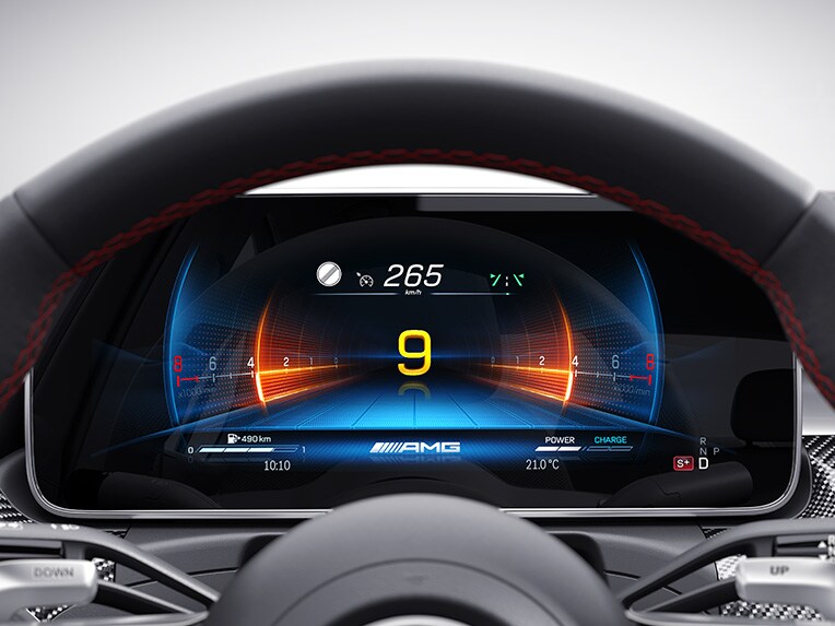 El paquete AMG Driver para el Mercedes-AMG C 43 4MATIC Clase C Sedán.