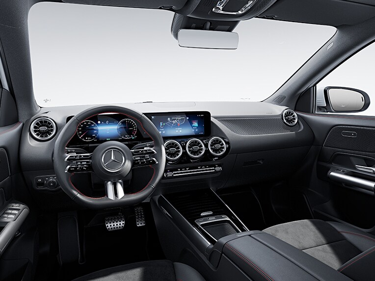 El interior de la nueva Mercedes-Benz GLA con la línea AMG Line.