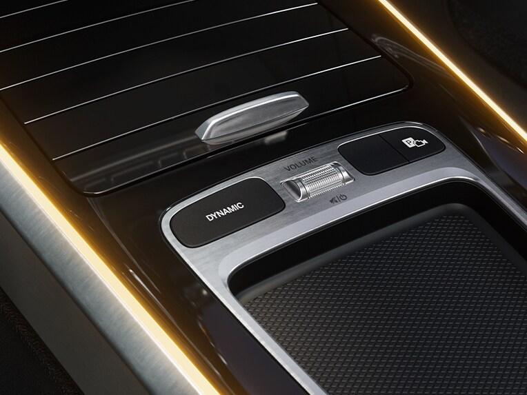 Un visualizador de la nueva Mercedes-Benz GLB con la selección DYNAMIC SELECT.